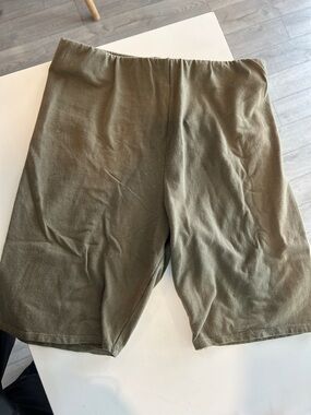 Men's Olive Green Stretch Casual Shorts